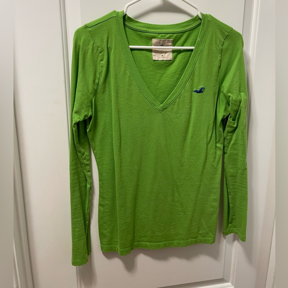 NWOT  Hollister, long sleeve T-shirt, new without tags size medium